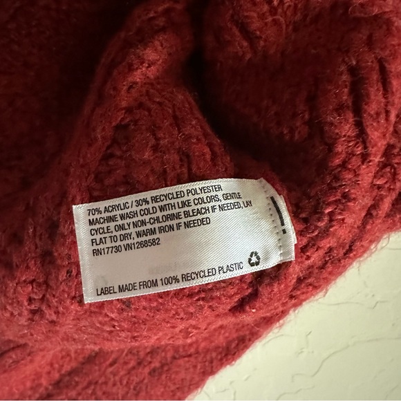 Universal Thread sweater - Picture 7 of 9